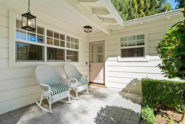 560 Hacienda Drive, Scotts Valley, CA 95066