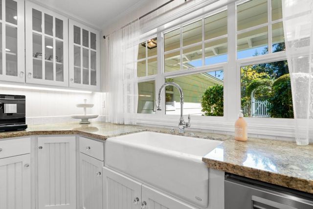 560 Hacienda Drive, Scotts Valley, CA 95066