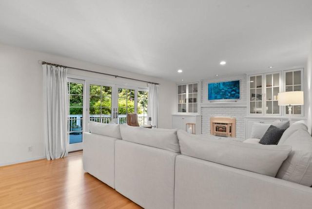 560 Hacienda Drive, Scotts Valley, CA 95066