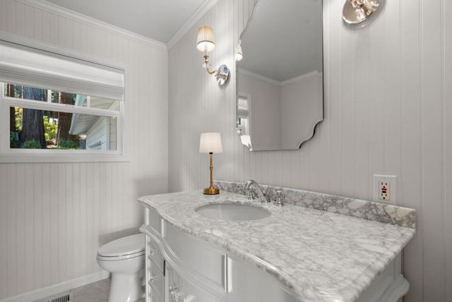 560 Hacienda Drive, Scotts Valley, CA 95066