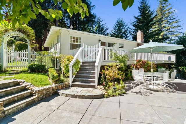 560 Hacienda Drive, Scotts Valley, CA 95066