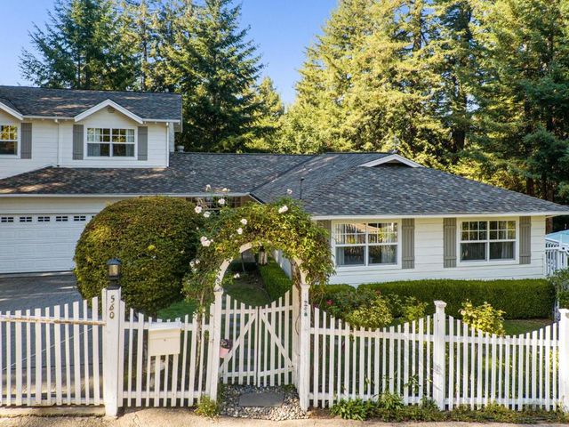560 Hacienda Drive, Scotts Valley, CA 95066