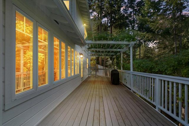 560 Hacienda Drive, Scotts Valley, CA 95066