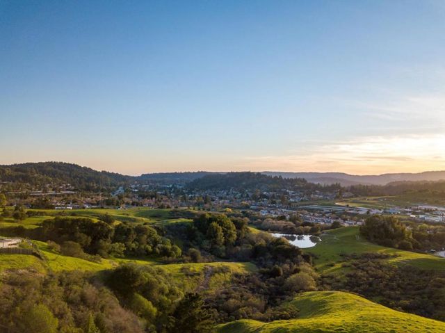 560 Hacienda Drive, Scotts Valley, CA 95066