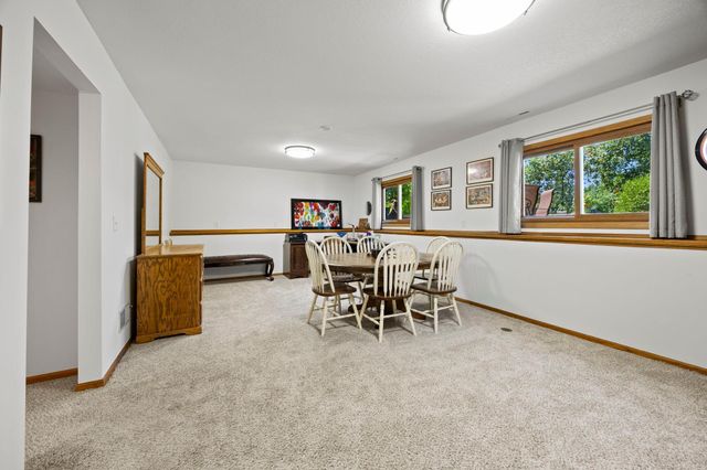 11825 44th Avenue N, Plymouth, MN 55442