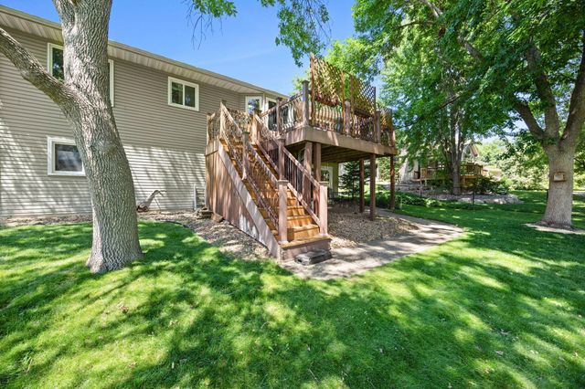 11825 44th Avenue N, Plymouth, MN 55442