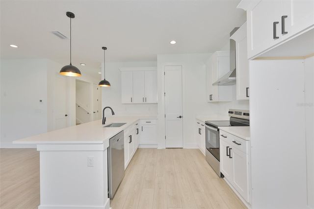 307 E GENESEE STREET, Tampa, FL 33603