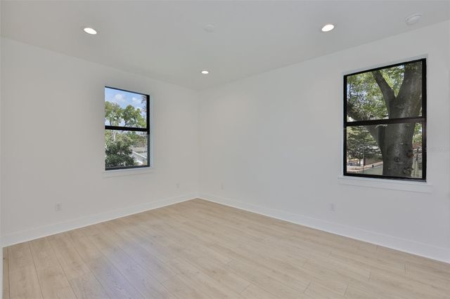 307 E GENESEE STREET, Tampa, FL 33603