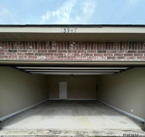 13947 Arbor Walk Dr, Denham Springs, LA 70726