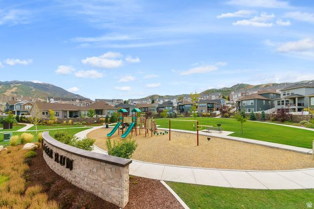 987 E DEER ARCH LN, Draper, UT 84020