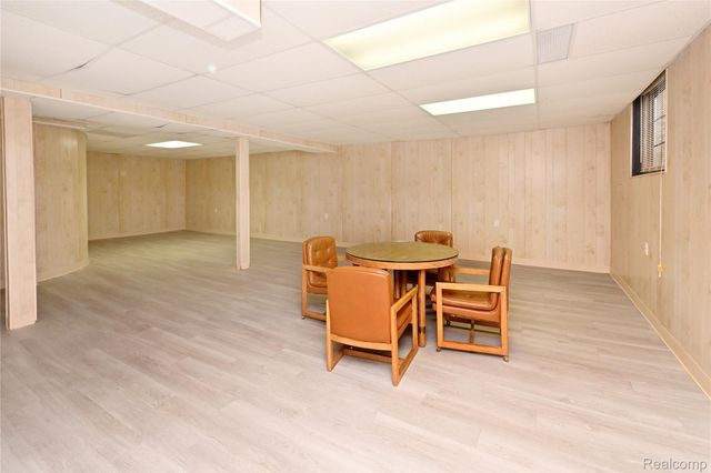 6011 Pebble Lane Court, West Bloomfield Charter Township, MI 48322