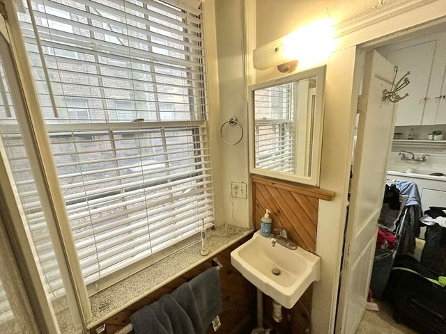 83 Charles Street 1, Boston, MA 02114