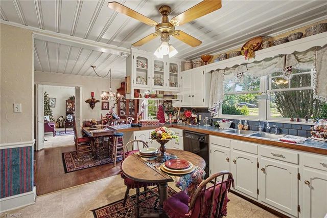 5109 NC Highway 89 E, Walnut Cove, NC 27052