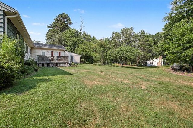 5109 NC Highway 89 E, Walnut Cove, NC 27052