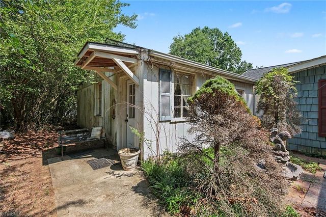 5109 NC Highway 89 E, Walnut Cove, NC 27052