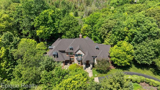 7662 Devins Ridge, Clarkston, MI 48348