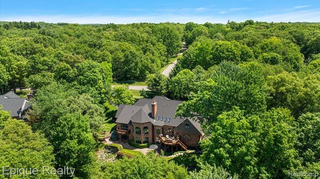 7662 Devins Ridge, Clarkston, MI 48348