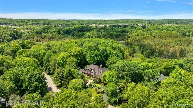 7662 Devins Ridge, Clarkston, MI 48348