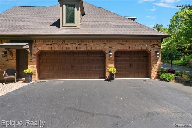 7662 Devins Ridge, Clarkston, MI 48348