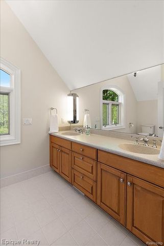 7662 Devins Ridge, Clarkston, MI 48348