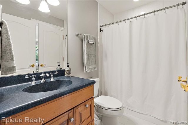 7662 Devins Ridge, Clarkston, MI 48348