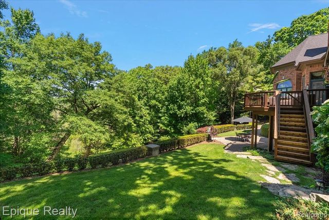 7662 Devins Ridge, Clarkston, MI 48348