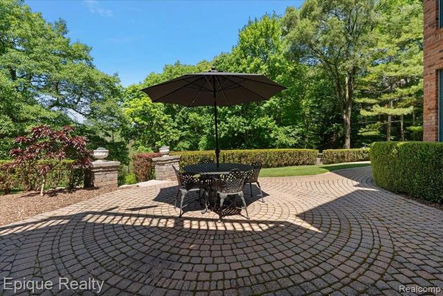 7662 Devins Ridge, Clarkston, MI 48348