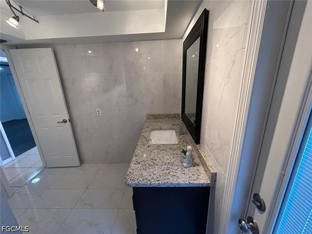 Address unavailable.