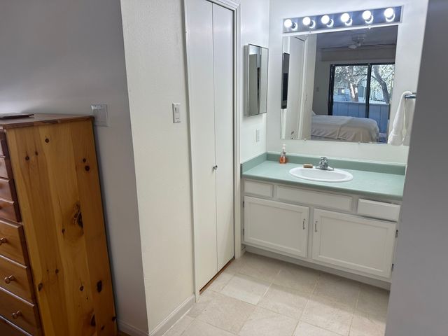 505 Oppenheimer Drive 108, Los Alamos, NM 87544