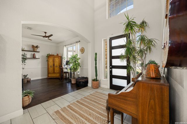 5802 Sweetwater Way, San Antonio, TX 78253