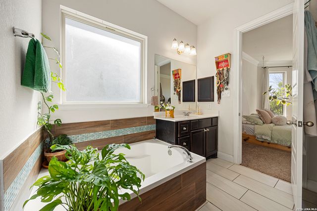 5802 Sweetwater Way, San Antonio, TX 78253