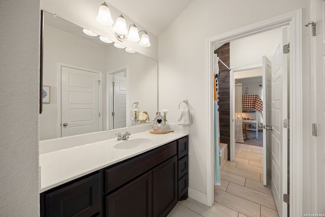 5802 Sweetwater Way, San Antonio, TX 78253