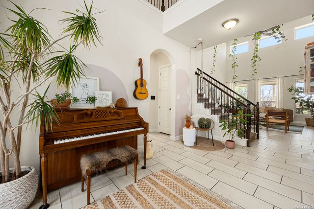 5802 Sweetwater Way, San Antonio, TX 78253