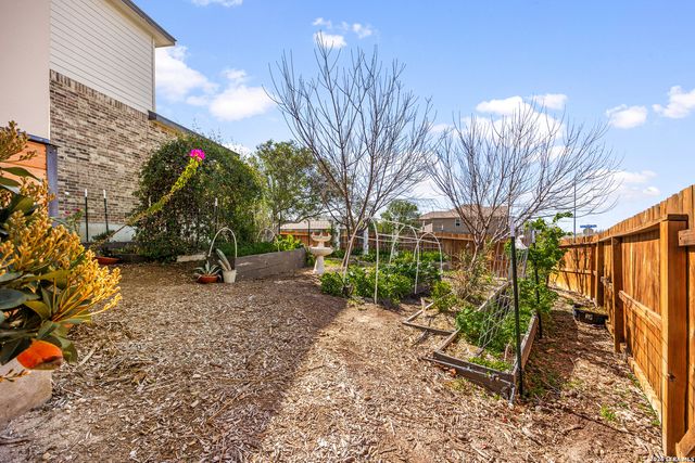 5802 Sweetwater Way, San Antonio, TX 78253