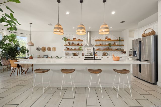 5802 Sweetwater Way, San Antonio, TX 78253