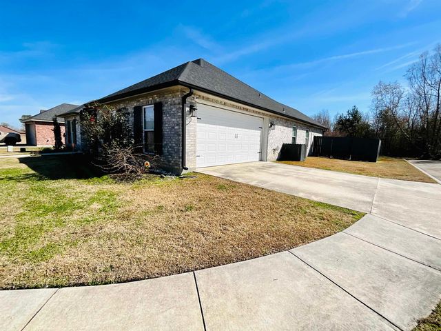 202 Derusso Street, Houma, LA 70364