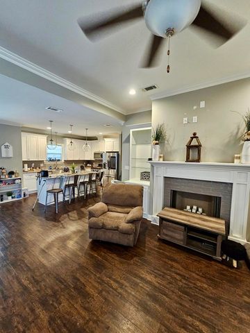 202 Derusso Street, Houma, LA 70364