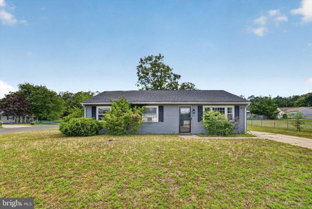 601 ARLENE DR, Browns Mills, NJ 08015