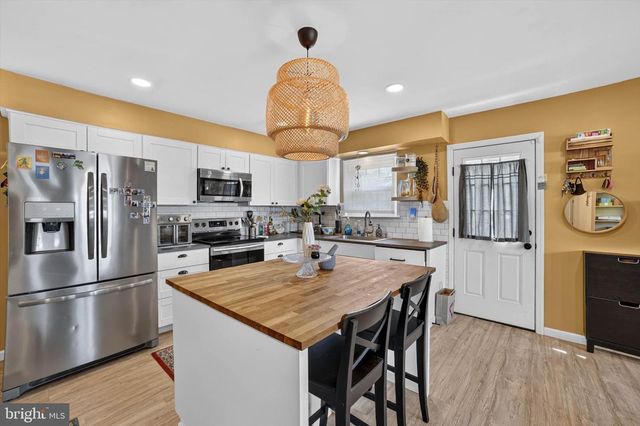 601 ARLENE DR, Browns Mills, NJ 08015