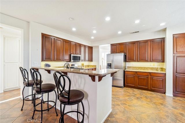 22939 Raintree Lane, Saugus, CA 91390