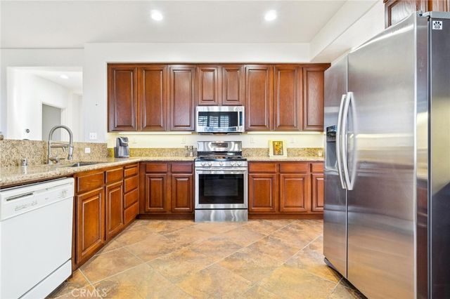 22939 Raintree Lane, Saugus, CA 91390