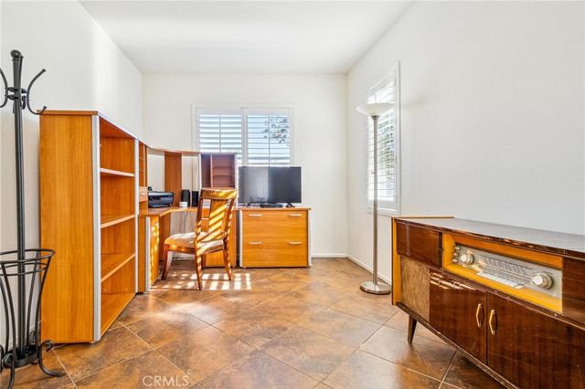 22939 Raintree Lane, Saugus, CA 91390