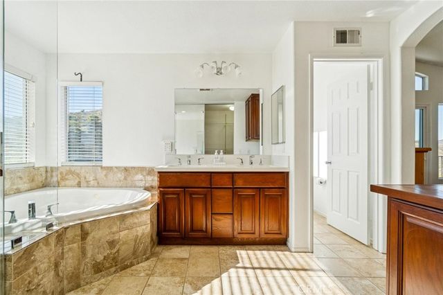 22939 Raintree Lane, Saugus, CA 91390