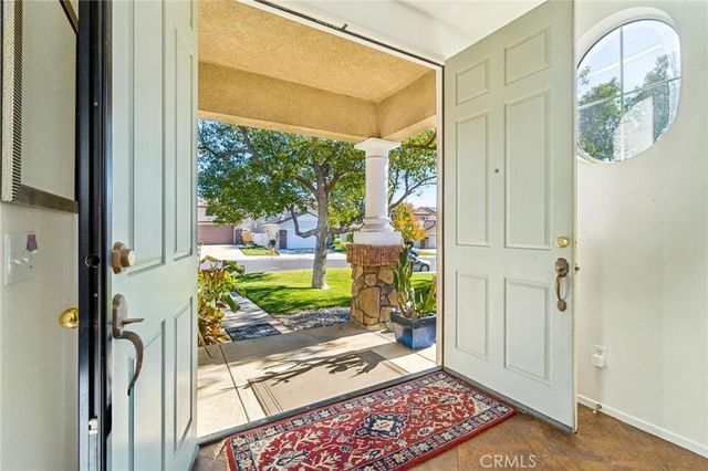 22939 Raintree Lane, Saugus, CA 91390