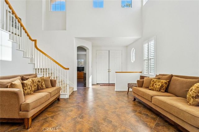 22939 Raintree Lane, Saugus, CA 91390