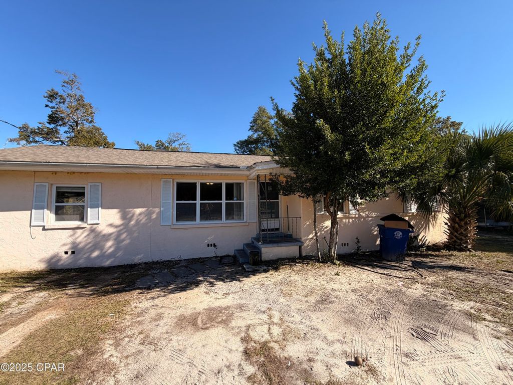 1204 Lisenby Avenue, Panama City, FL 32401