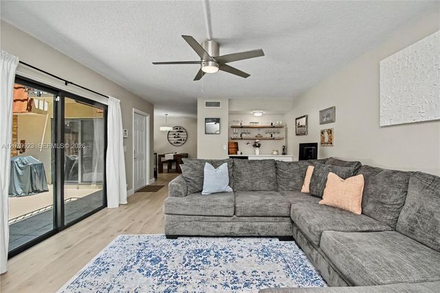 1830 San Juan Drive 23-B, Delray Beach, FL 33445