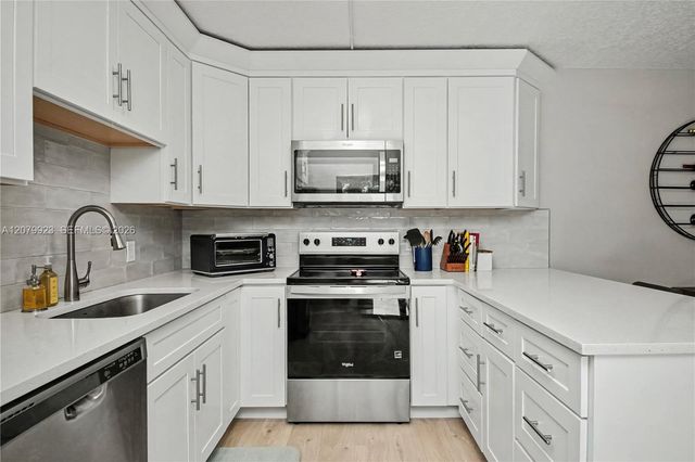 1830 San Juan Drive 23-B, Delray Beach, FL 33445