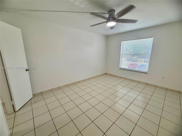 5201 NW 7th St 202, Miami, FL 33126
