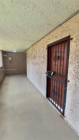 5201 NW 7th St 202, Miami, FL 33126